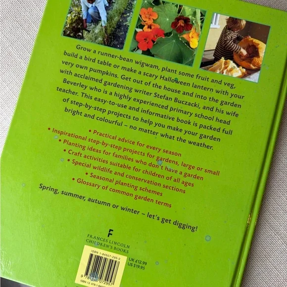 Young Gardener Book  🌺 - Picture 4 of 8